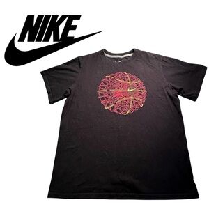 NIKE Basketball Black Screen Print Graphic Tee Shirt Short Sleeve Red Kid Large